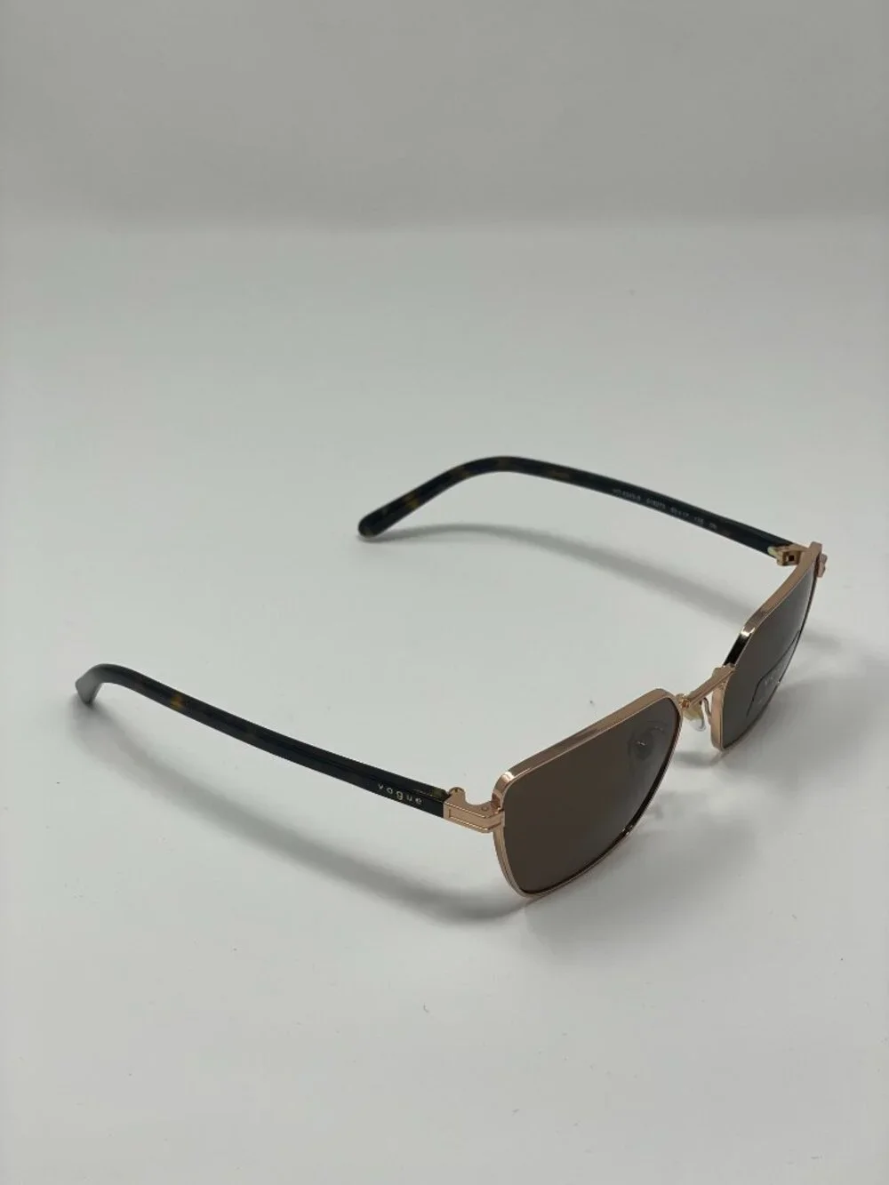 Vogue x Hailey Bieber | 0VO4245S Rose Gold & Dark Brown